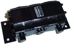 2-Section Geared Flow Divider With Differential Pressure Relief Valves, 0.52 cu in/rev, 7/8-14 SAE Ports